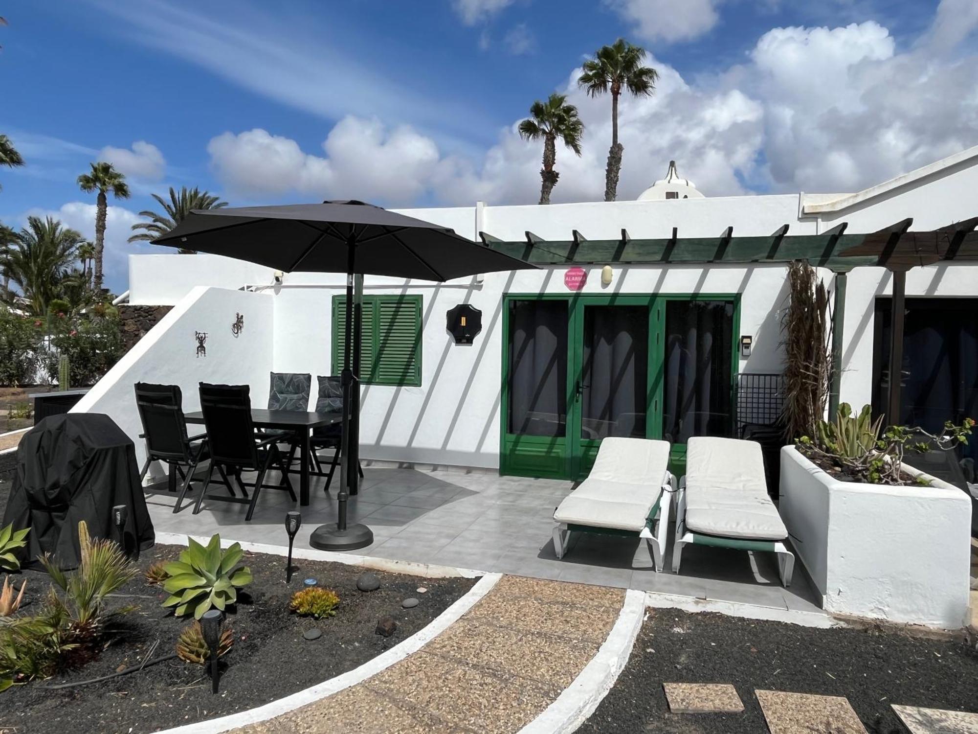 Villa Esteban Playa Blanca  Exterior photo